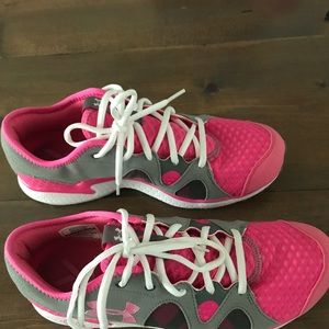 Under Armour Micro G Neo Mantis Running shoes